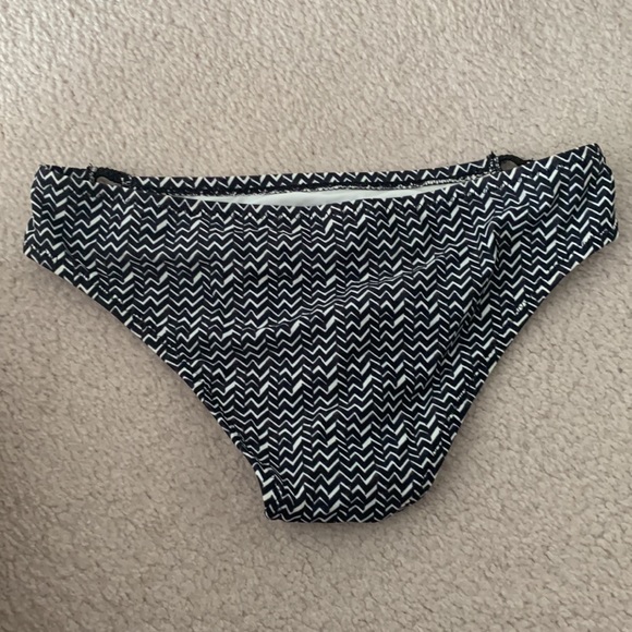 Aerie Swim Bikini bottom - Picture 2 of 2